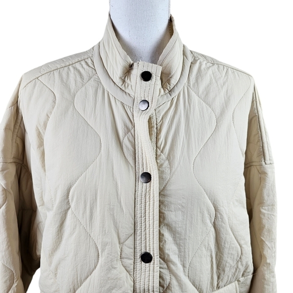 UMGEE Quilted Puffer Bomber Jacket in L - Picture 2 of 4